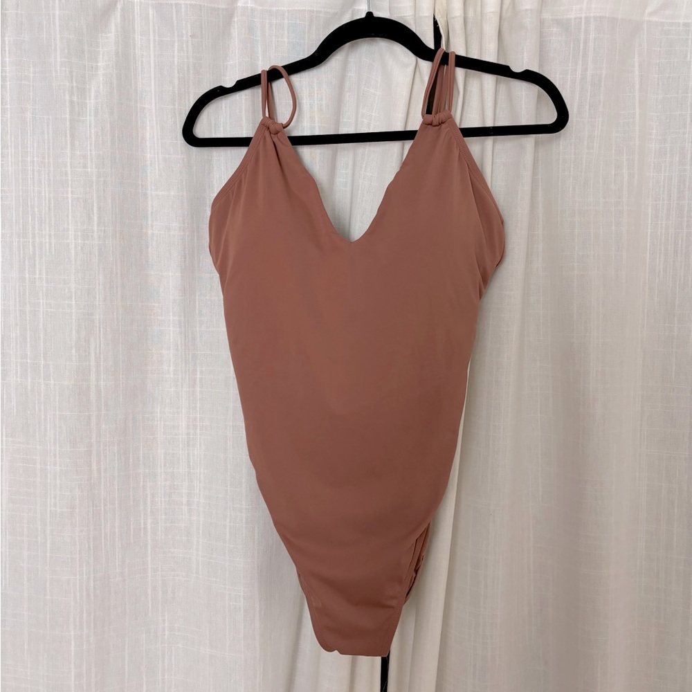 NWT Shade & Shore One Piece Swimsuit